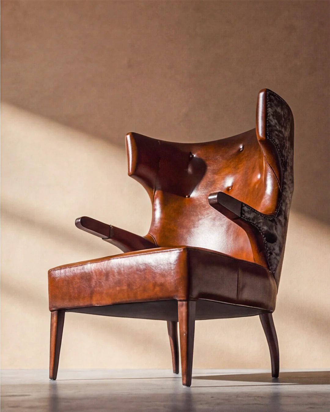 Harlo Vincent Leather Armchair – Hairon Skin Back