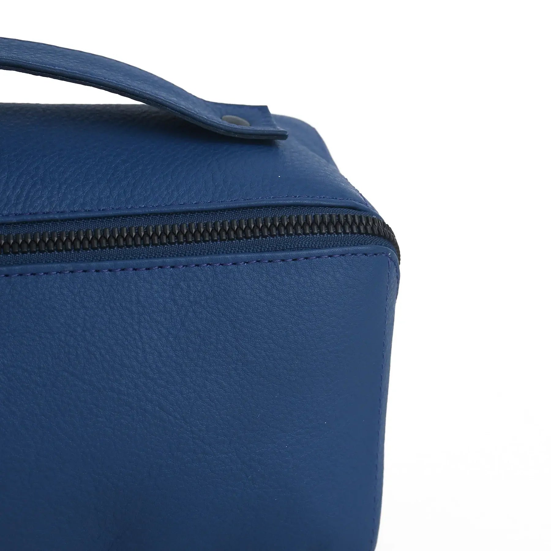 Premium Handmade Genuine Leather Travel Organizer – Luxury Toiletry Bag